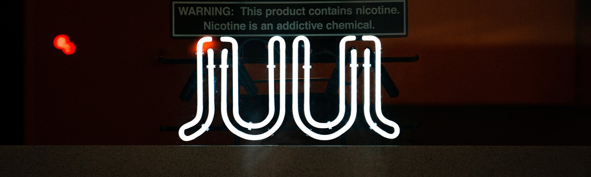 Juul-sign